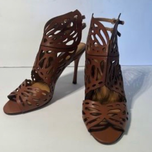 $35 sale Nine West tan strapped heels size 7  👠S23 - Picture 1 of 6